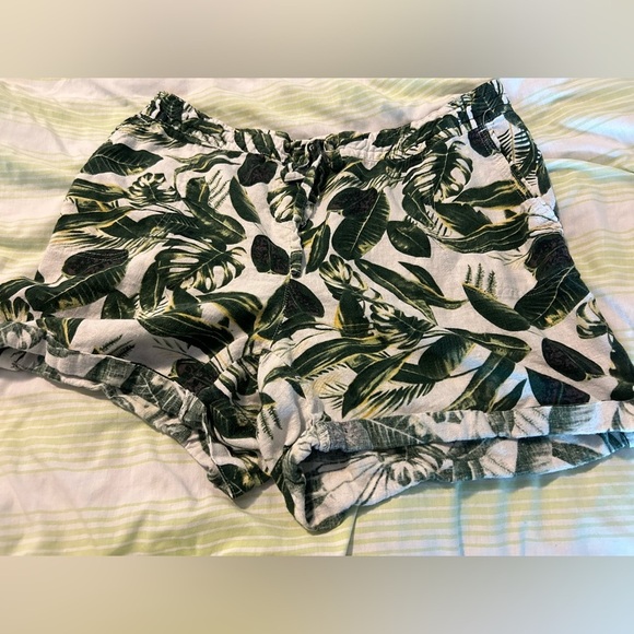 Per Se XL linen ivory green floral drawstring waist pull on shorts - Picture 1 of 5